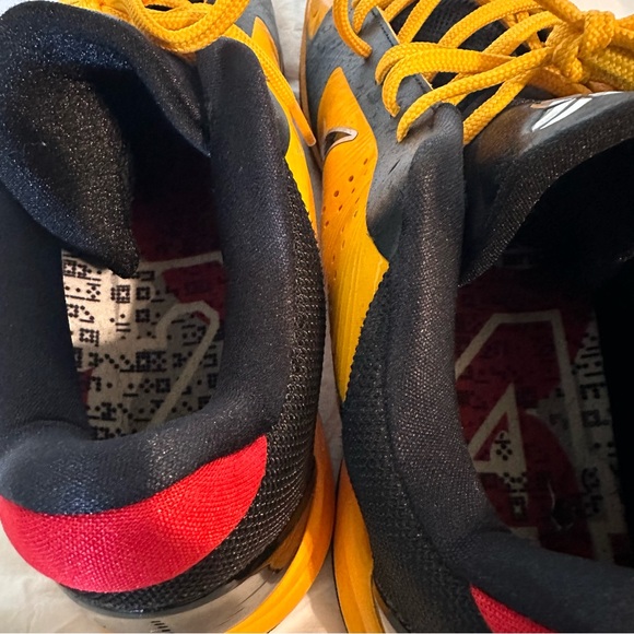 Kobe 5 Bruce Lee Edition - Picture 9 of 15